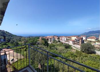 3 locali In Vendita a Centola