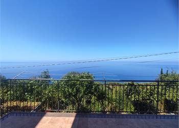  Appartamento in Vendita a Pisciotta Panorama  Mare